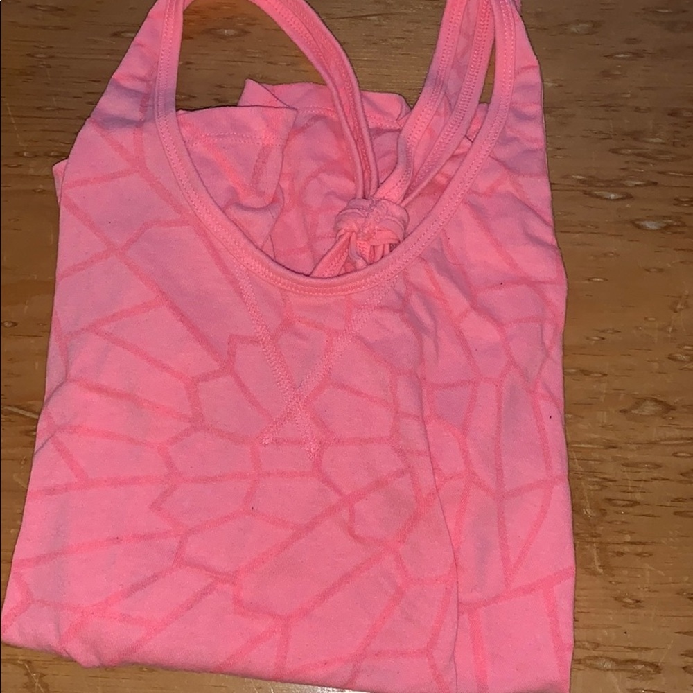 Old navy workout tank top